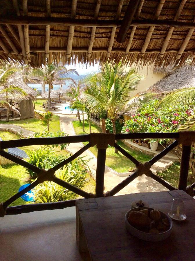 Mawe Zuri Resort Watamu Eksteriør billede
