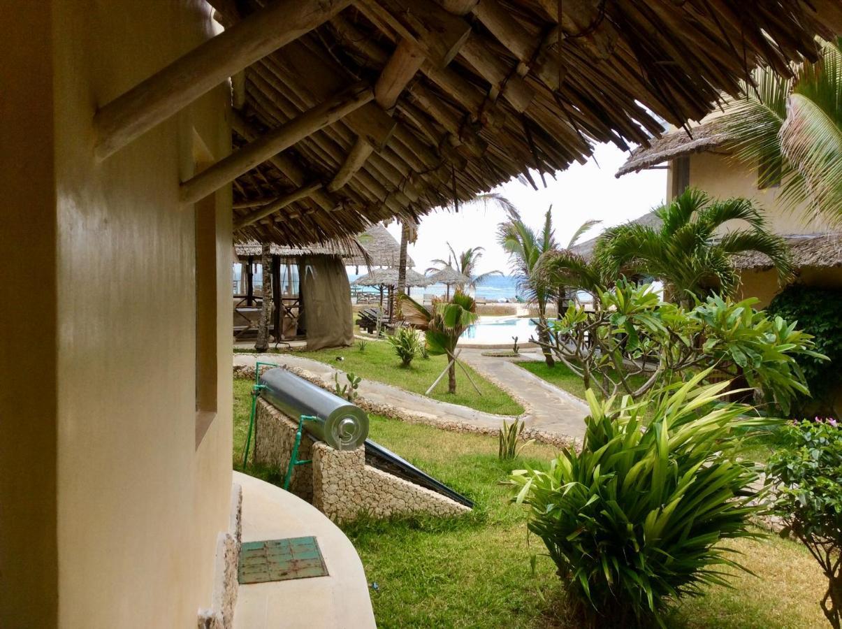 Mawe Zuri Resort Watamu Eksteriør billede