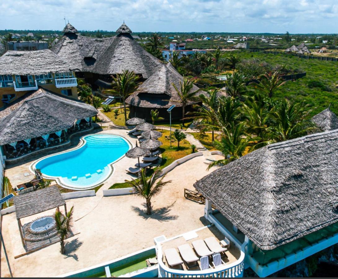 Mawe Zuri Resort Watamu Eksteriør billede