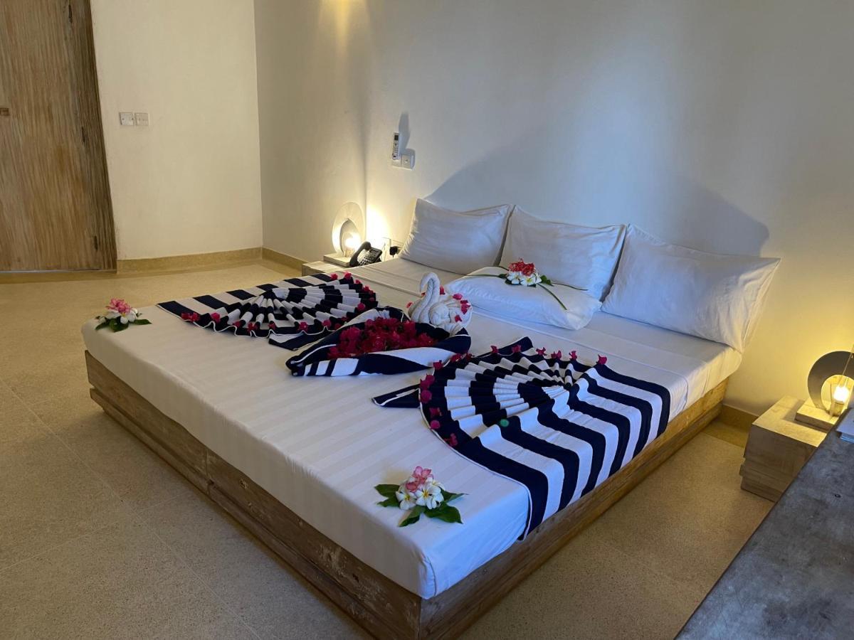 Mawe Zuri Resort Watamu Eksteriør billede