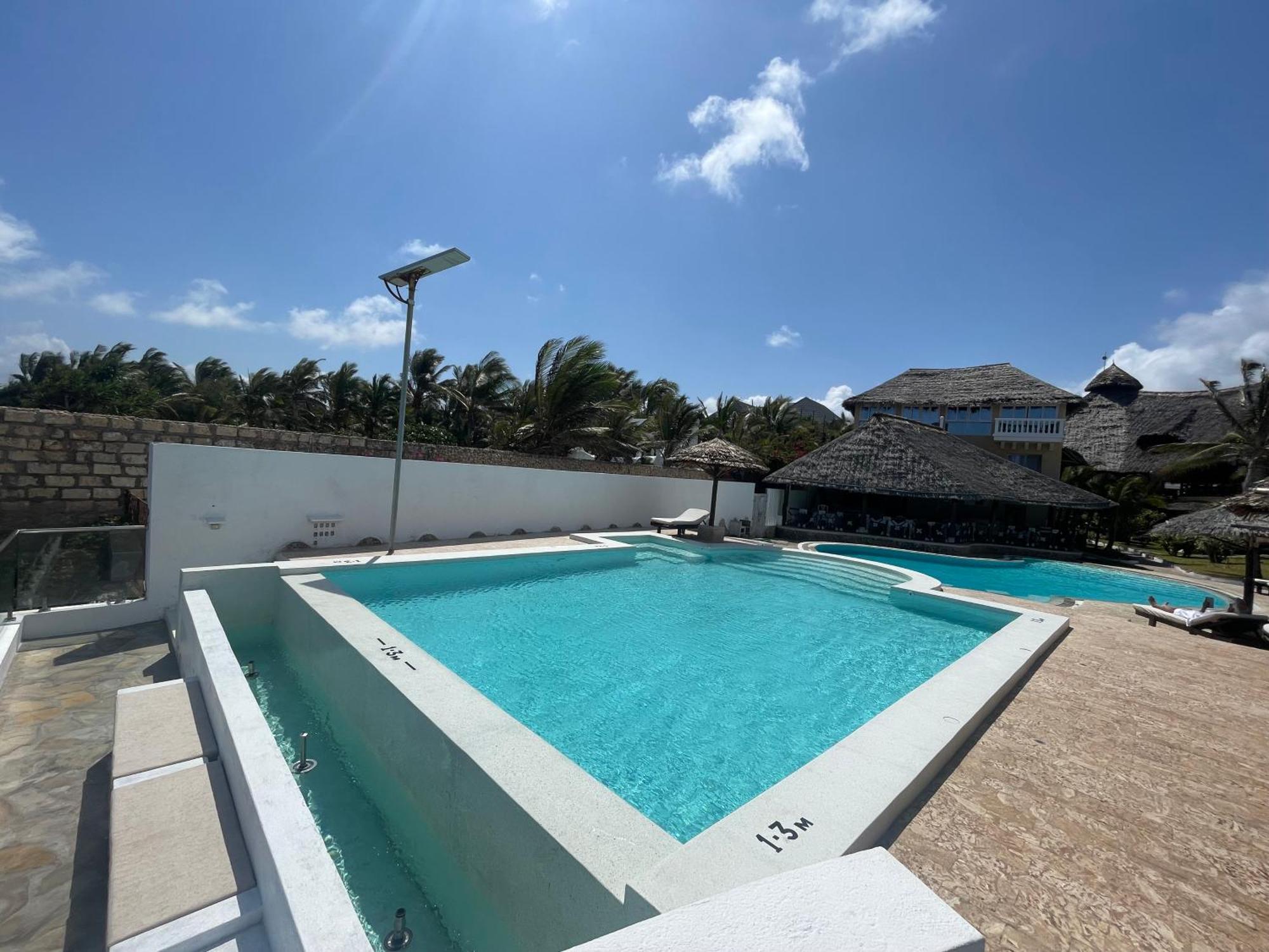 Mawe Zuri Resort Watamu Eksteriør billede