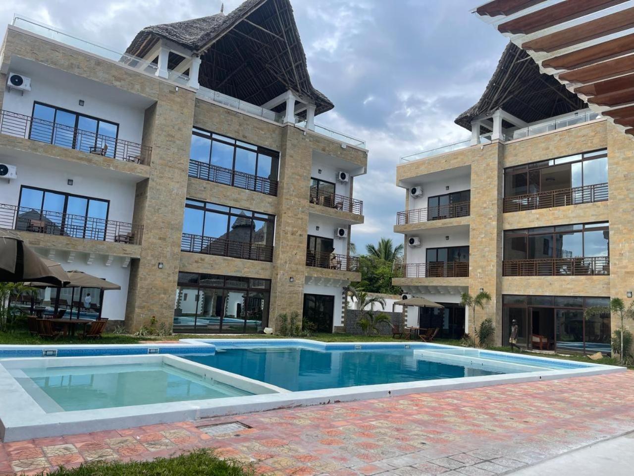 Mawe Zuri Resort Watamu Eksteriør billede