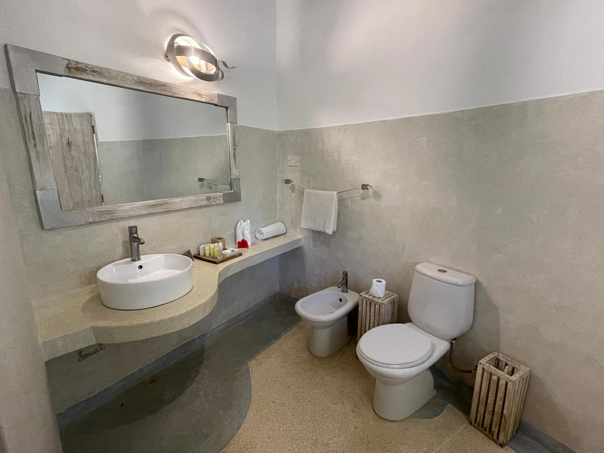 Mawe Zuri Resort Watamu Eksteriør billede